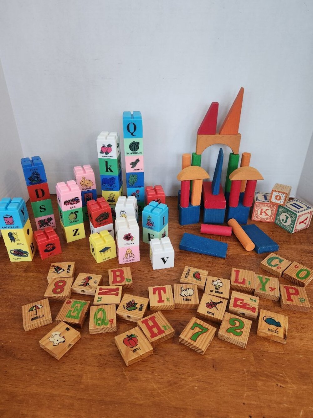 Vintage 1970s Playskool Bricks Lot Picture Letter Blocks Wooden Color Shapes T7